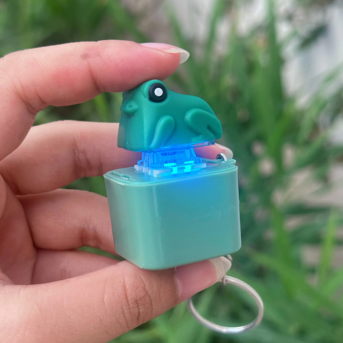鸭子青蛙语音解压按键钥匙扣发光发声可充电整蛊玩具学生趣味挂件,淘宝优惠券,粉丝福利购,淘宝优惠卷