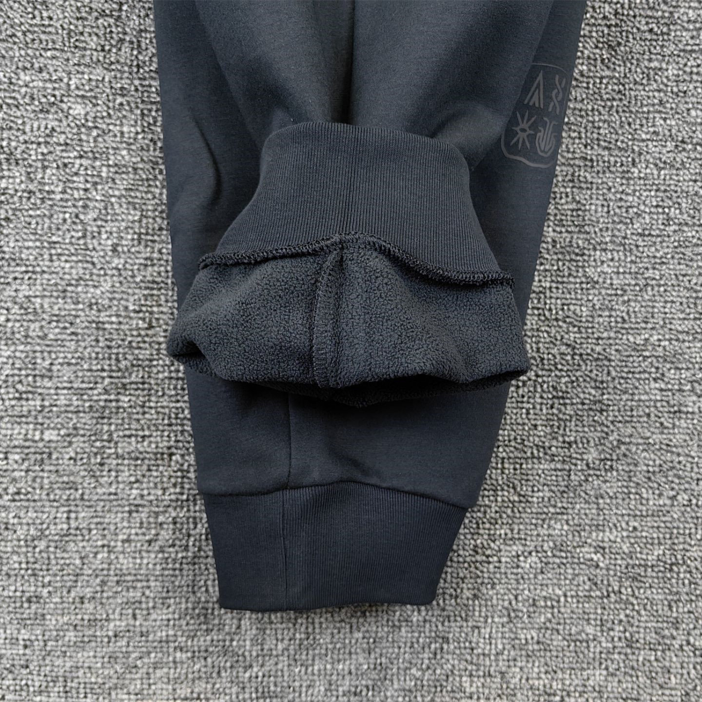 安踏运动裤男2025冬季新款凯里欧文美式休闲宽松收口裤172541307N,淘宝优惠券,粉丝福利购,淘宝优惠卷