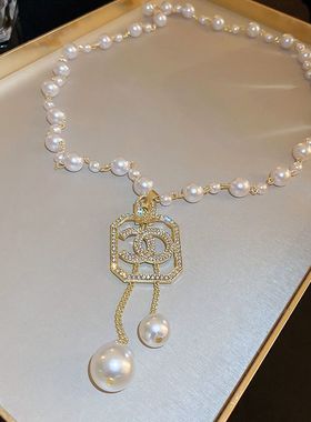 珍珠项链秋冬毛衣链女长款百搭小香风珍珠挂链高级感流苏吊坠挂件