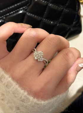 法式轻奢爆闪镶嵌满钻皇冠戒指