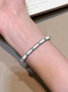 意大利中古宫廷风精工拉丝手环