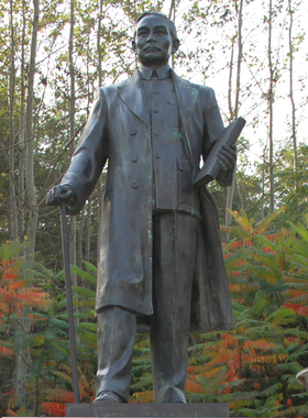 玻璃钢孙中山户外大型人物雕塑