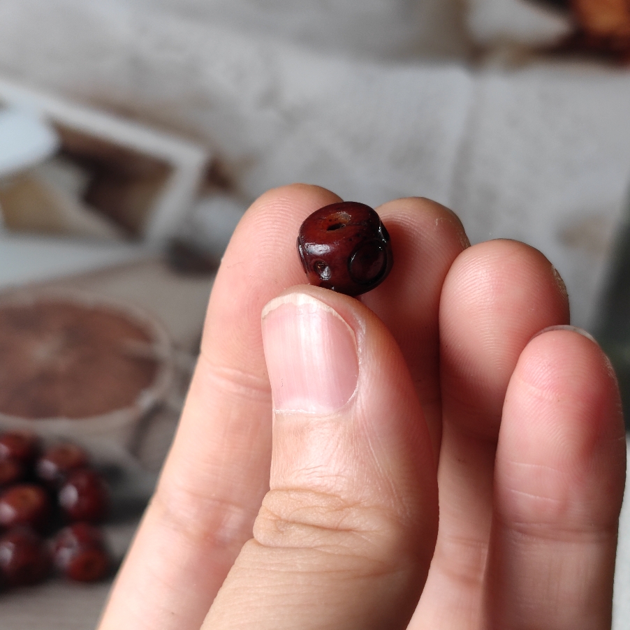 藏式手工雕刻咒点老料牦牛骨梅花隔片隔珠样式文玩diy配饰散珠 - 图3