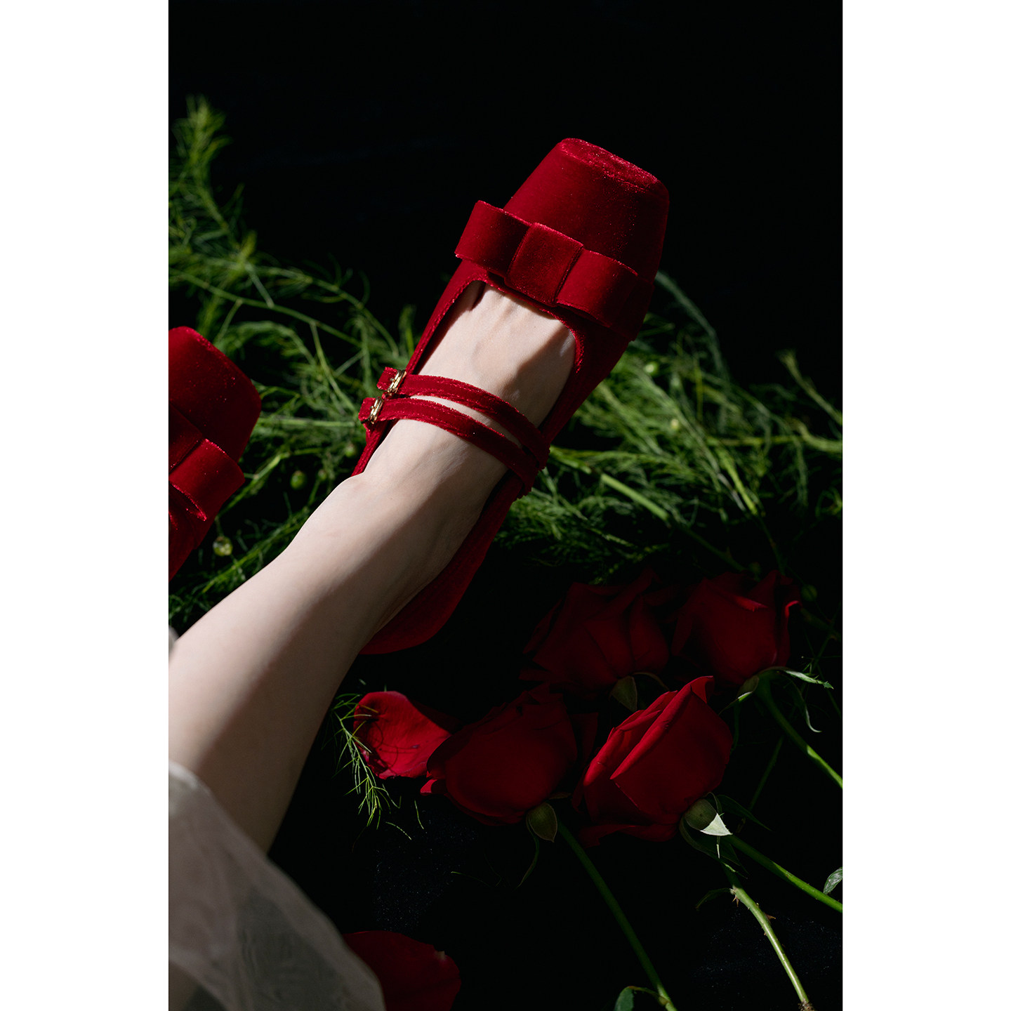 【椿】爱丽丝1/复古法式红丝绒蝴蝶结方头粗跟芭蕾玛丽珍鞋红婚鞋,淘宝优惠券,粉丝福利购,淘宝优惠卷