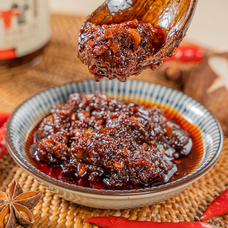 川娃子吮指牛肉酱拌饭酱下饭菜香辣香菇酱拌饭酱辣椒酱拌面酱料