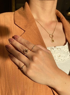 Ordi秋季新款天然琥珀淡水珍珠花朵戒指 简约复古项链耳钉