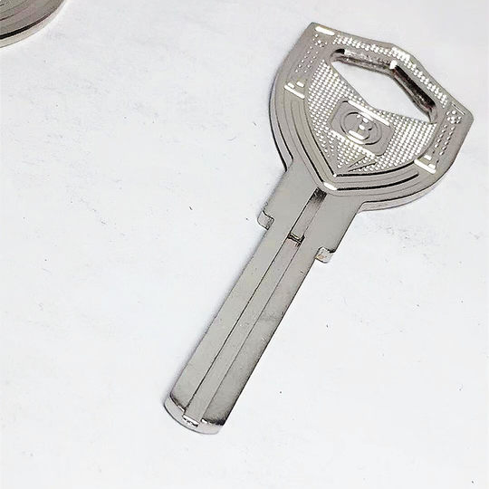 电白纯铜离不怕窄型单面叶片U型锁玻璃锁交通锁自行车锁钥匙胚子