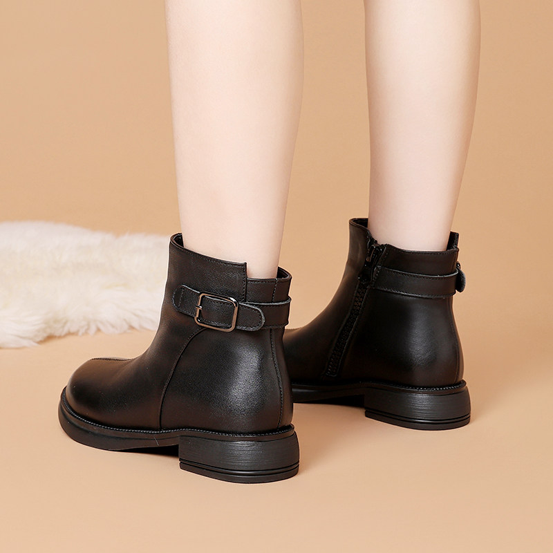 中年女士短靴真皮软底加绒皮鞋加厚保暖妈妈棉鞋大码女鞋41冬鞋43,淘宝优惠券,粉丝福利购,淘宝优惠卷