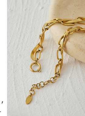 缠绕项链女复古港式钛钢个性锁骨