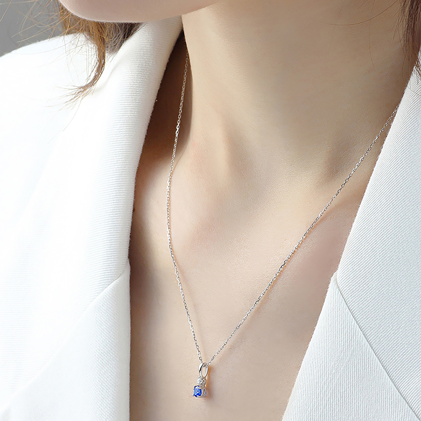 WithLove Pt950铂金圆形蓝宝石钻石吊坠轻奢时尚精致百搭女,淘宝优惠券,粉丝福利购,淘宝优惠卷