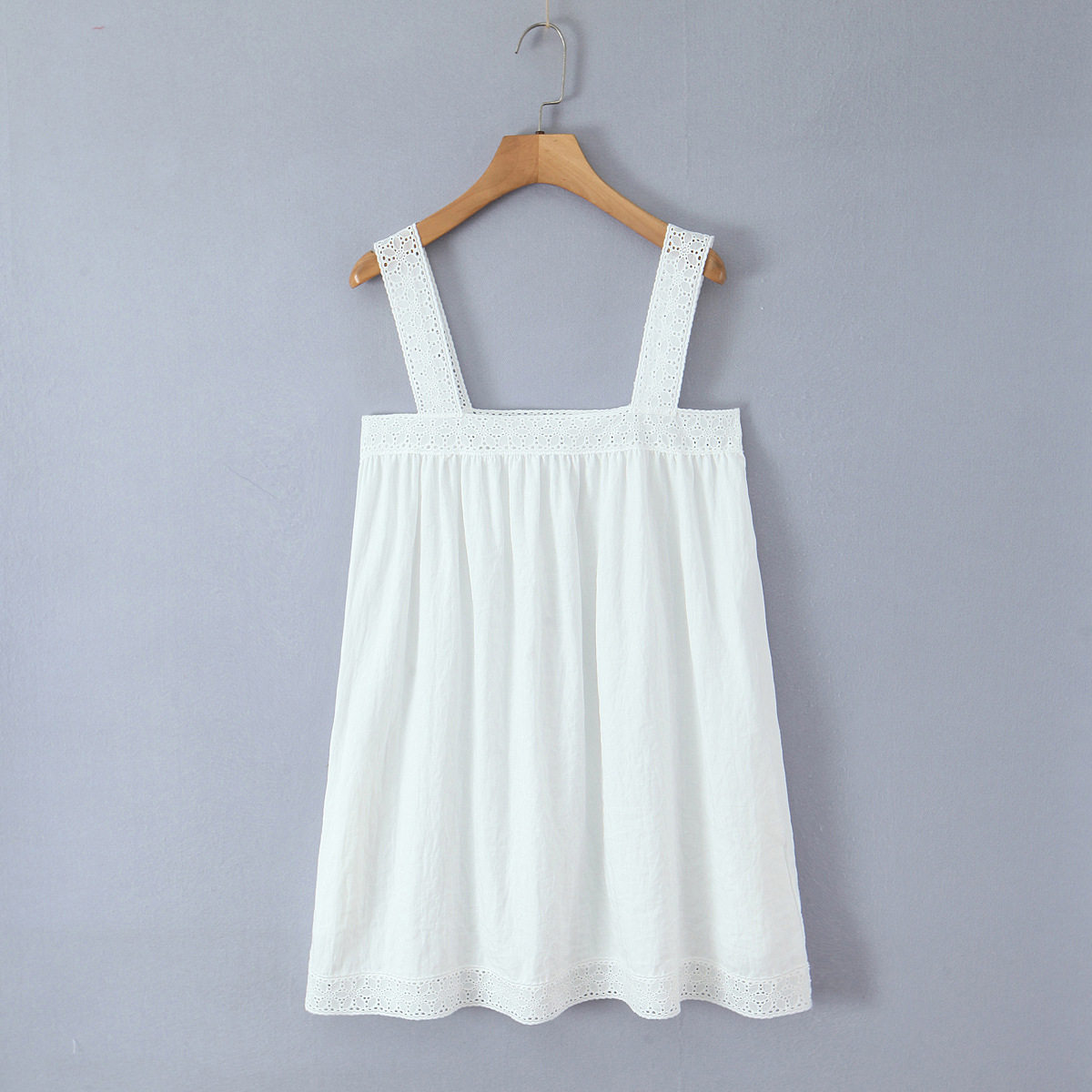 法式时尚沙滩度假风宽松休闲甜美少女蕾丝拼接吊带连衣裙2026夏季,淘宝优惠券,粉丝福利购,淘宝优惠卷