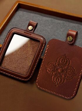 可藏式唐卡皮套空盒手工牛皮方形随身吊坠挂件不掉色唐卡双面