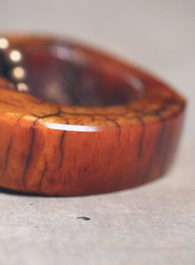 曲尾花烟熏牛骨霸气民族特色坠子