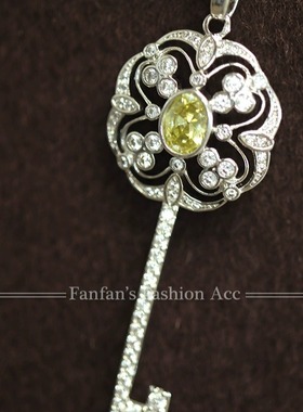 毛衣链钥匙吊坠长款轻奢高级感