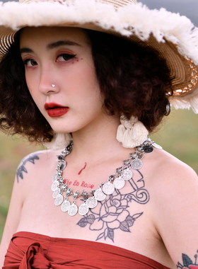 猫之旅店波西米亚合金钱币项链