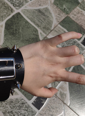 黑色柳钉项链个性朋克男ins蹦迪