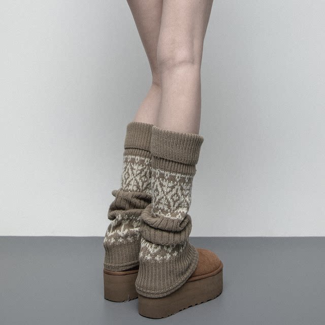 Autumn and winter thickened and warm Fair Isle style socks for girls