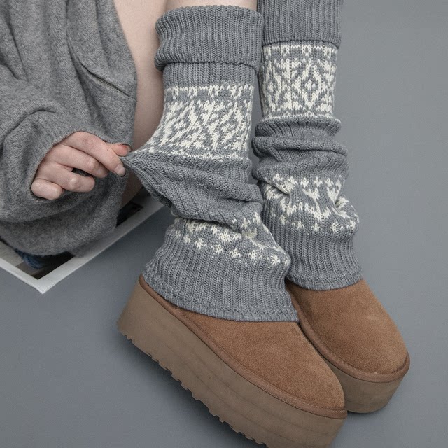 Autumn and winter thickened and warm Fair Isle style socks for girls