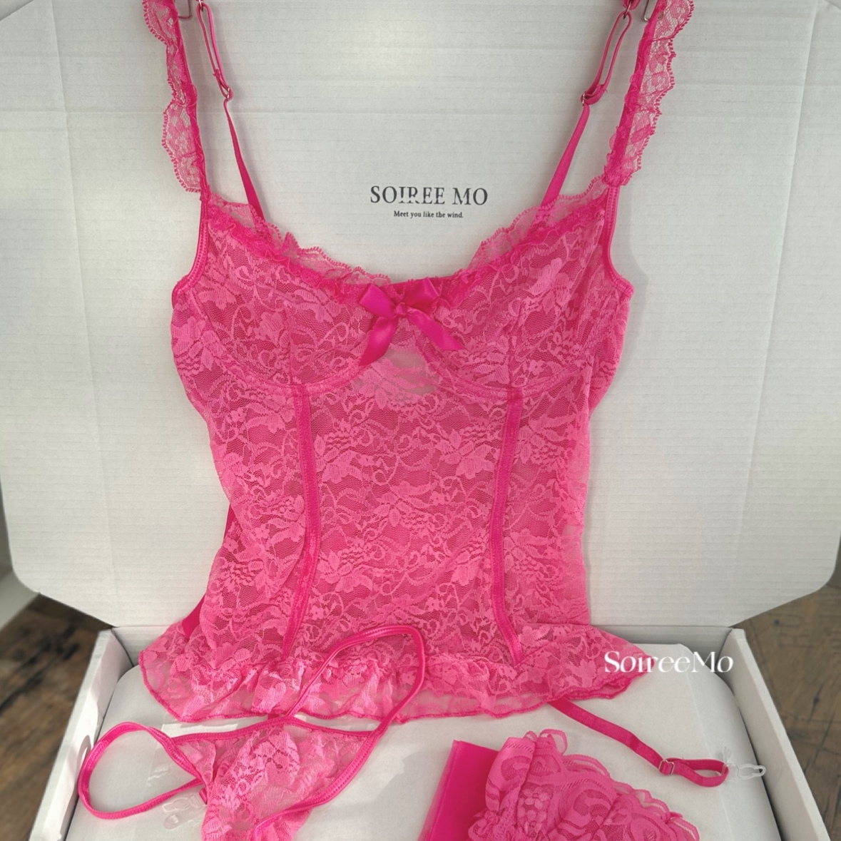 Soiree Mo 桃之夭夭* 嗲嗲的玫粉色蕾丝花边修身显白性感内衣套装 - 图3