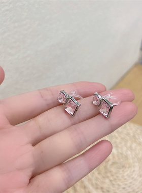 水钻ins风水钻女超闪轻奢耳钉