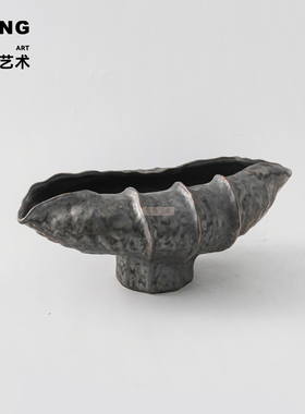 空合现代艺术感异形肌理陶瓷花瓶