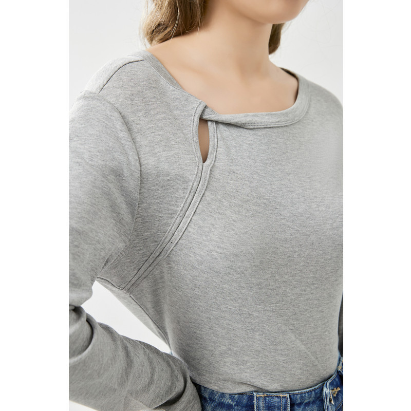 秋水伊人简约百搭镂空圆领衬衫2026年春季新款女经典通勤H型T恤