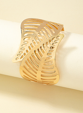 欧美新款夸张树叶手镯时尚简约个性百搭街拍走秀手链