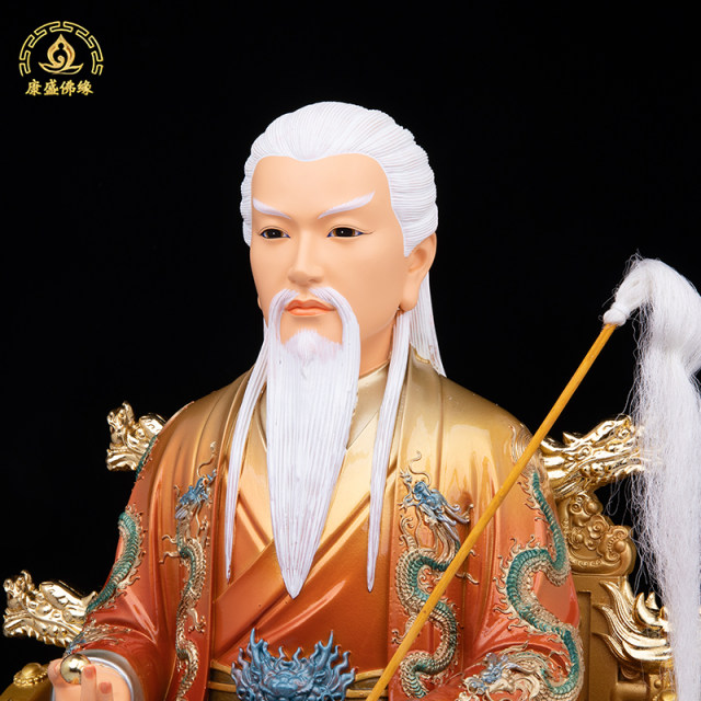 The statues of the three Hu brothers are resin Tangcai household ornaments.
