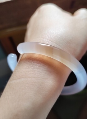 54圈口天然原色无烧无烧无染色马料玉髓手镯复古圆条开口猫爪包邮