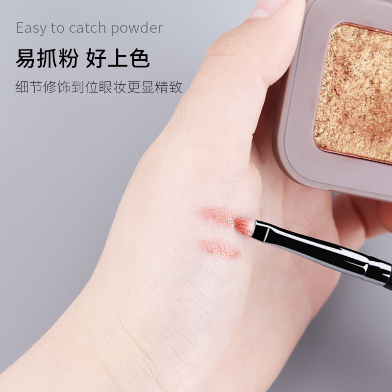 魅女郎S228精细眼影刷动物软毛小号眼部细节刷卧蚕刷一支装化妆刷 - 图2