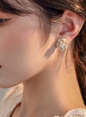 高级感轻奢小众设计感山茶花耳环女纯银耳饰耳钉2025年新款爆款