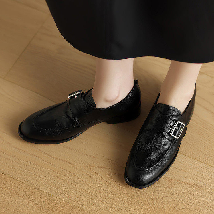 圆头方跟橡胶胶粘工艺头层猪皮深口单鞋,淘宝优惠券,粉丝福利购,淘宝优惠卷