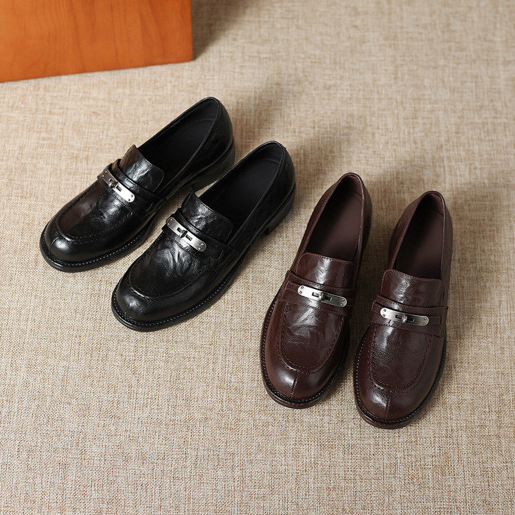 圆头方跟橡胶胶粘工艺头层猪皮深口单鞋,淘宝优惠券,粉丝福利购,淘宝优惠卷