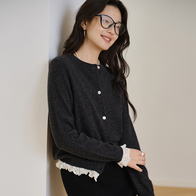 思诺芙德圆领镂空花边羊绒开衫女25秋季新款气质法式复古针织毛衣,淘宝优惠券,粉丝福利购,淘宝优惠卷