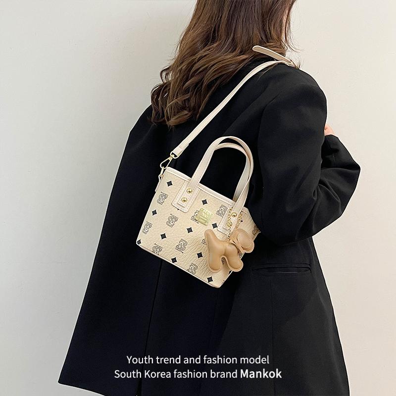 Mankok水桶包包女2025新款手提包百搭通勤单肩斜挎包时尚百搭小包 - 图1