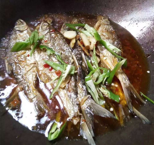 千岛湖特产自己抓野生小溪鱼千岛湖鱼干白条黄皮炭火烘干一件包邮 - 图0