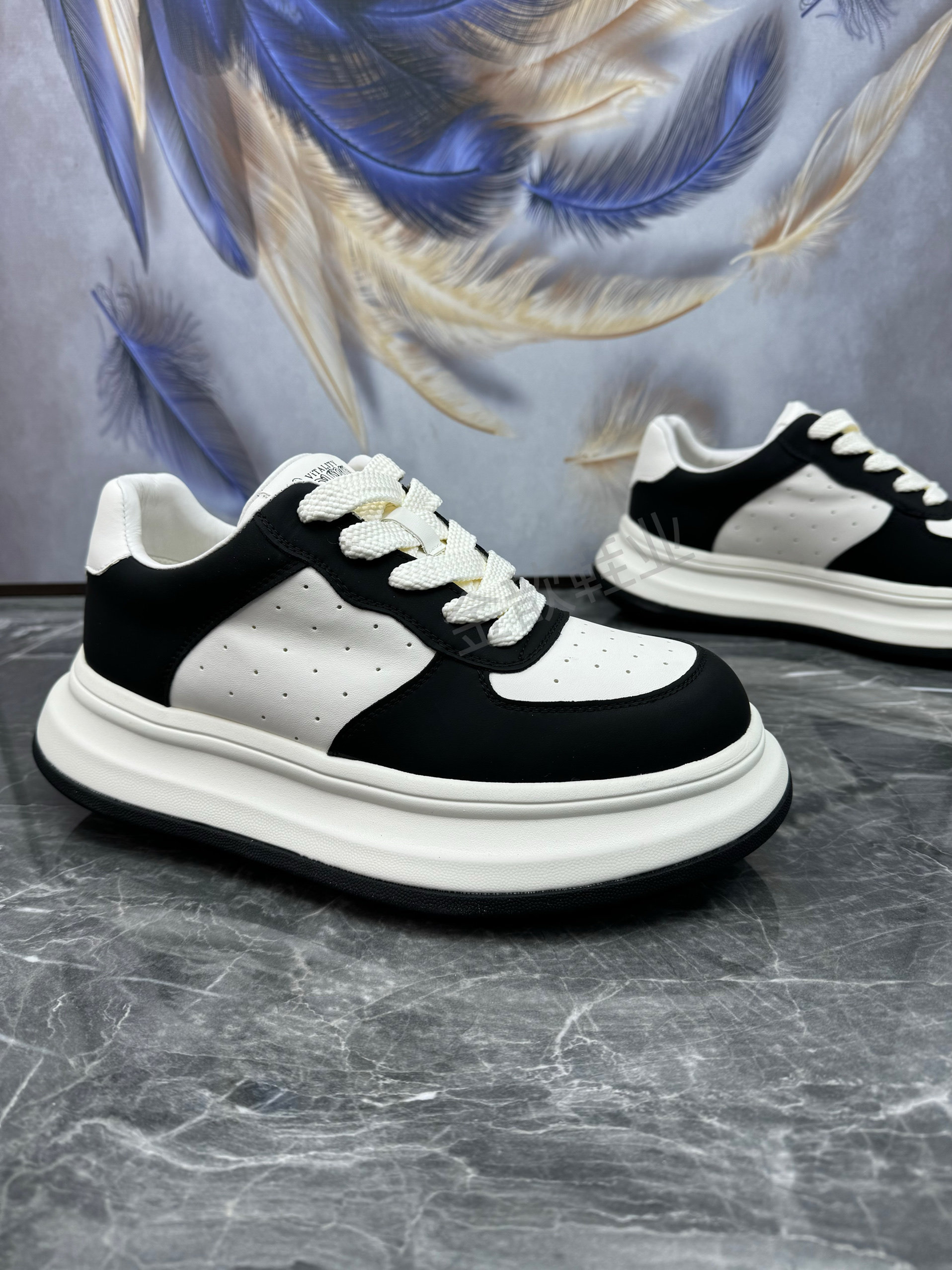 男鞋春秋季新款欧洲站潮流简约百搭软厚底真皮小白运动休闲潮鞋男,淘宝优惠券,粉丝福利购,淘宝优惠卷