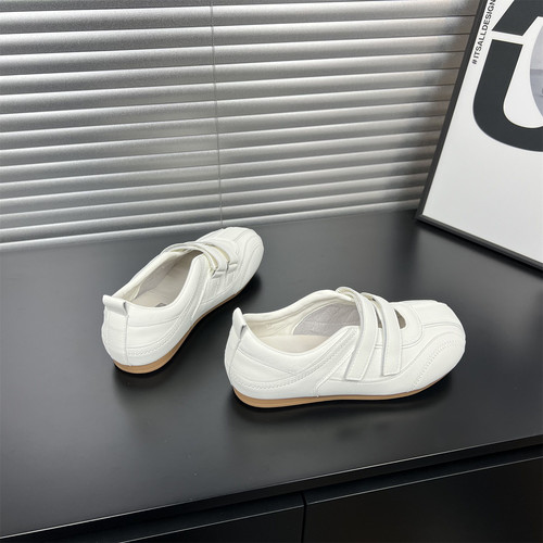 真皮内增高玛丽珍德训鞋女2026春夏新款浅口魔术贴芭蕾舞鞋休闲鞋 - 图1