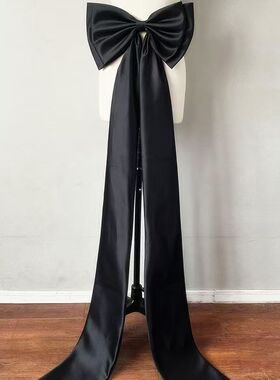 缎面演出拖尾超大蝴蝶结
