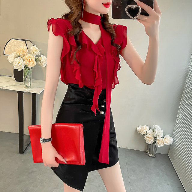 ເສື້ອ chiffon ຄໍ V-neck ສະຫມໍ່າສະເຫມີສີແດງ