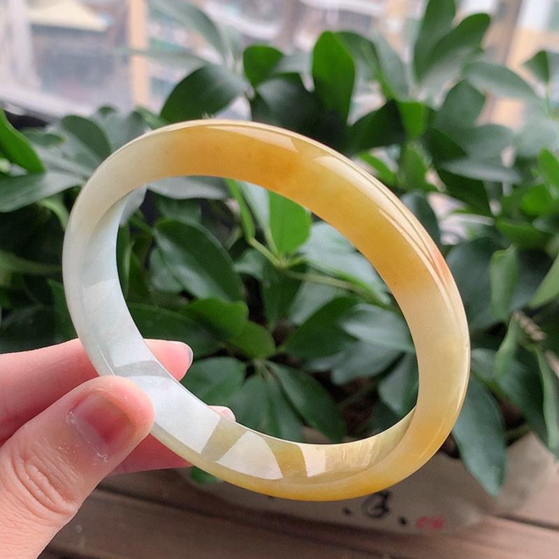 缅甸A货天然翡翠 老坑冰种飘黄翡正装正圈手镯65-66大圈口 - 图2