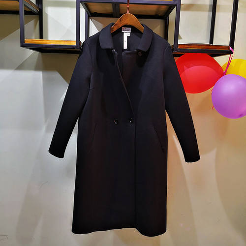 YUN韫2025冬季新品女装翻领双排扣长款空气棉外套经典女风衣 5622 - 图0