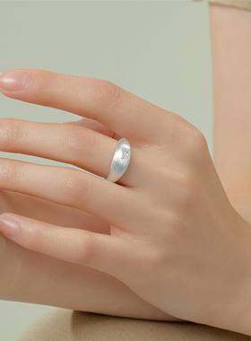 梵灵S925纯银拉丝指尖小方块戒指