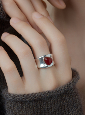 梵灵心动轨迹红玛瑙戒指现代极简