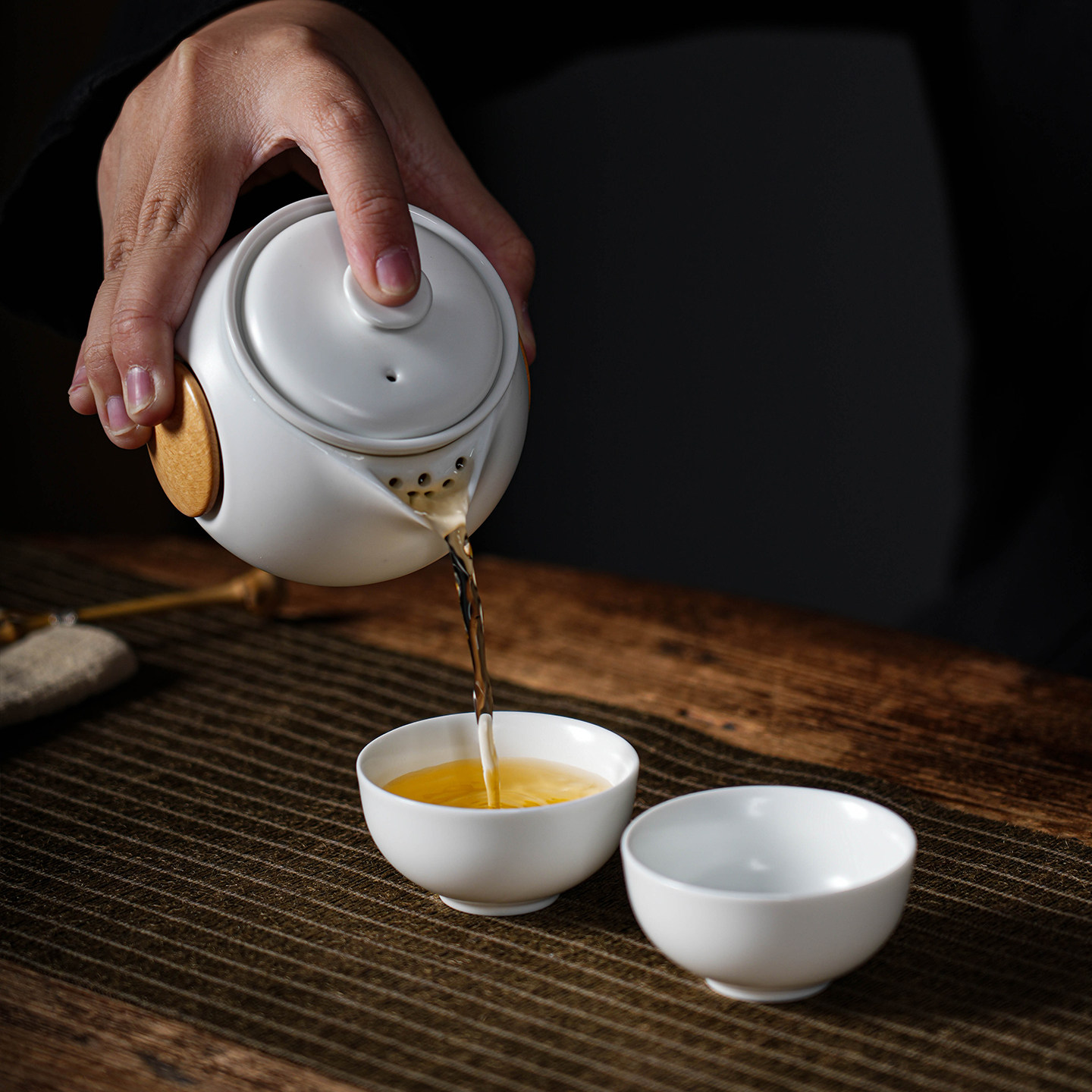 Ceramic hand kettle tea set wooden decoration anti-scald
