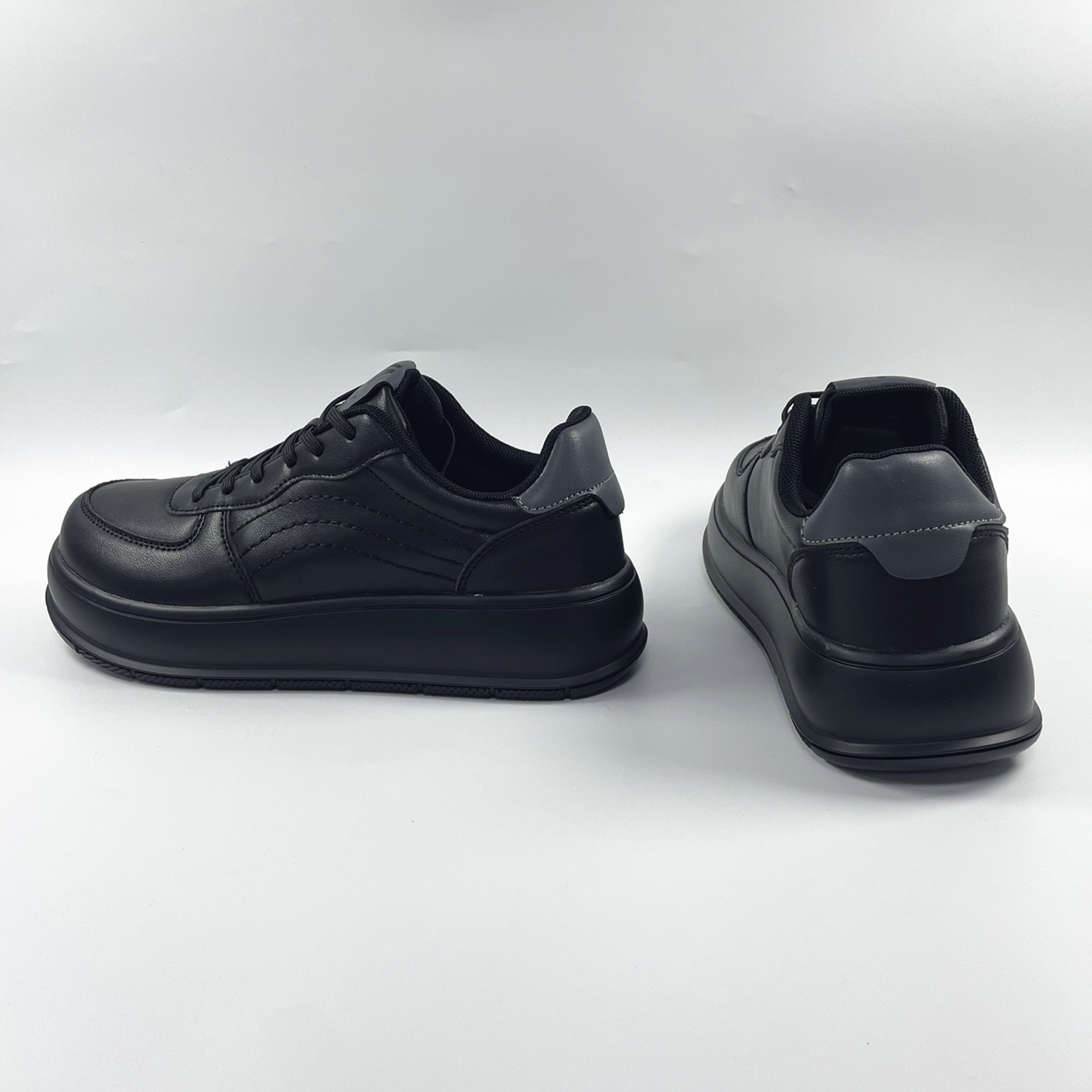 宽头外贸男鞋跨境大码低帮厚底舒适休闲鞋室内训练软弹全黑运动鞋 - 图2