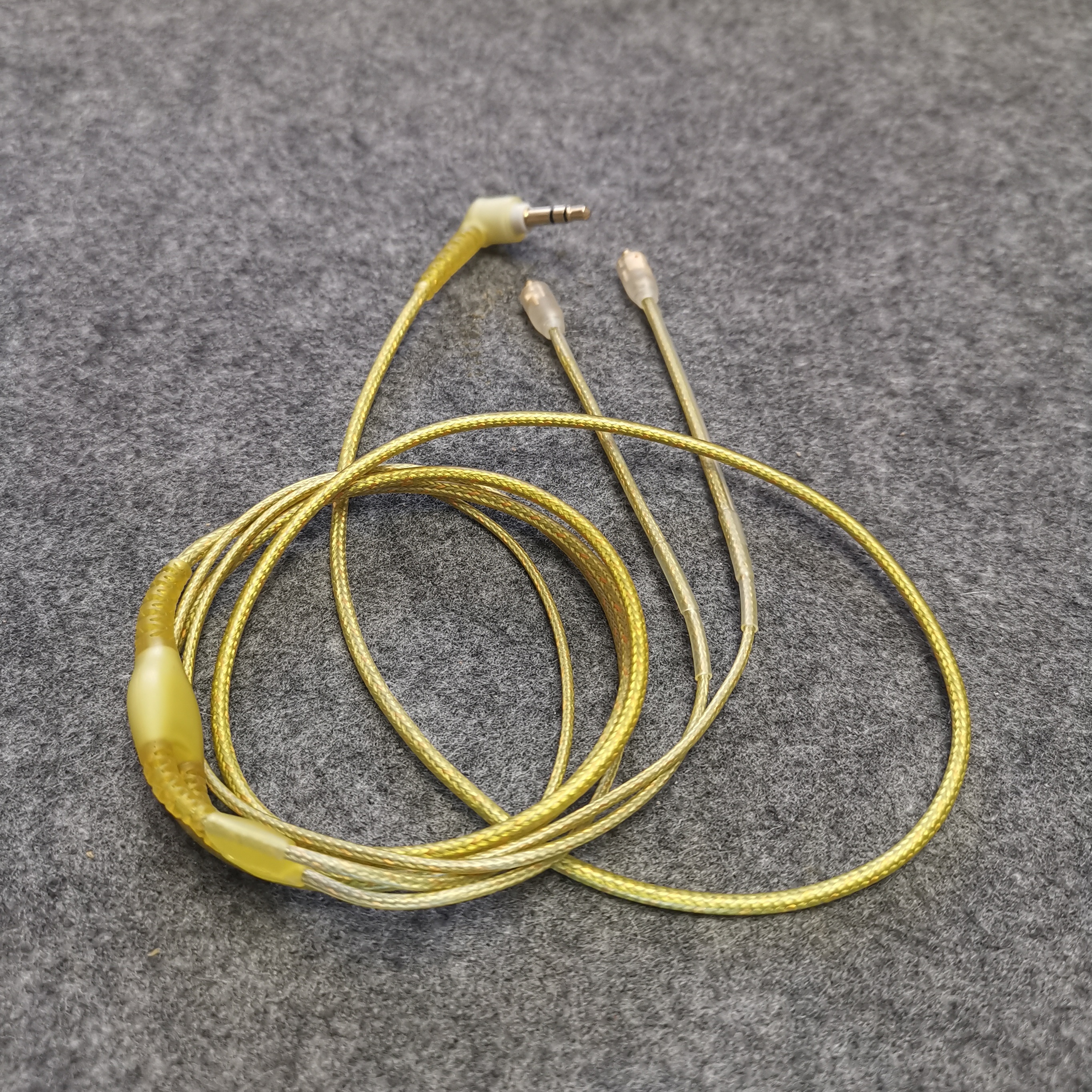 耳机线适用于 舒尔Shure SE215 SE315 SE425 SE535 SE846 MMCX - 图1