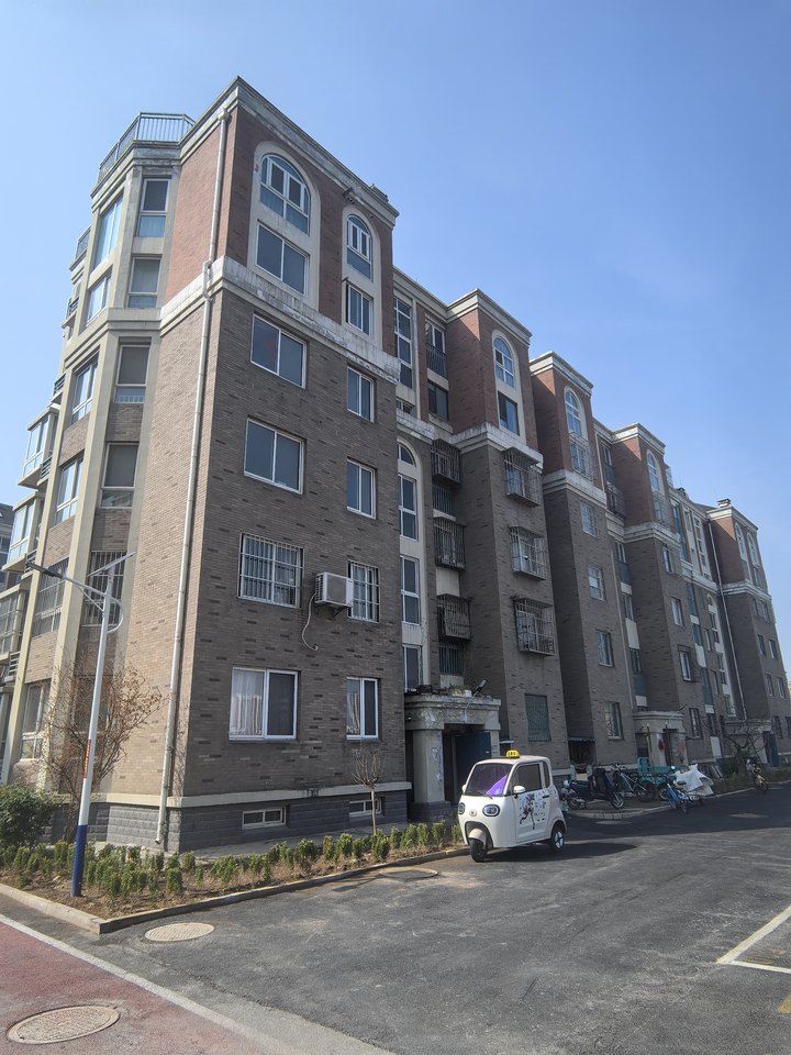 济南市槐荫区幸福街19号外海西子城市花园明月苑8号楼3-201房产及地下室