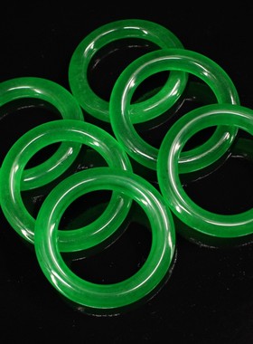 古玩杂项旧藏仿古怀旧饰品类礼品绿翡翠玉手镯搭配精美漆器木盒子