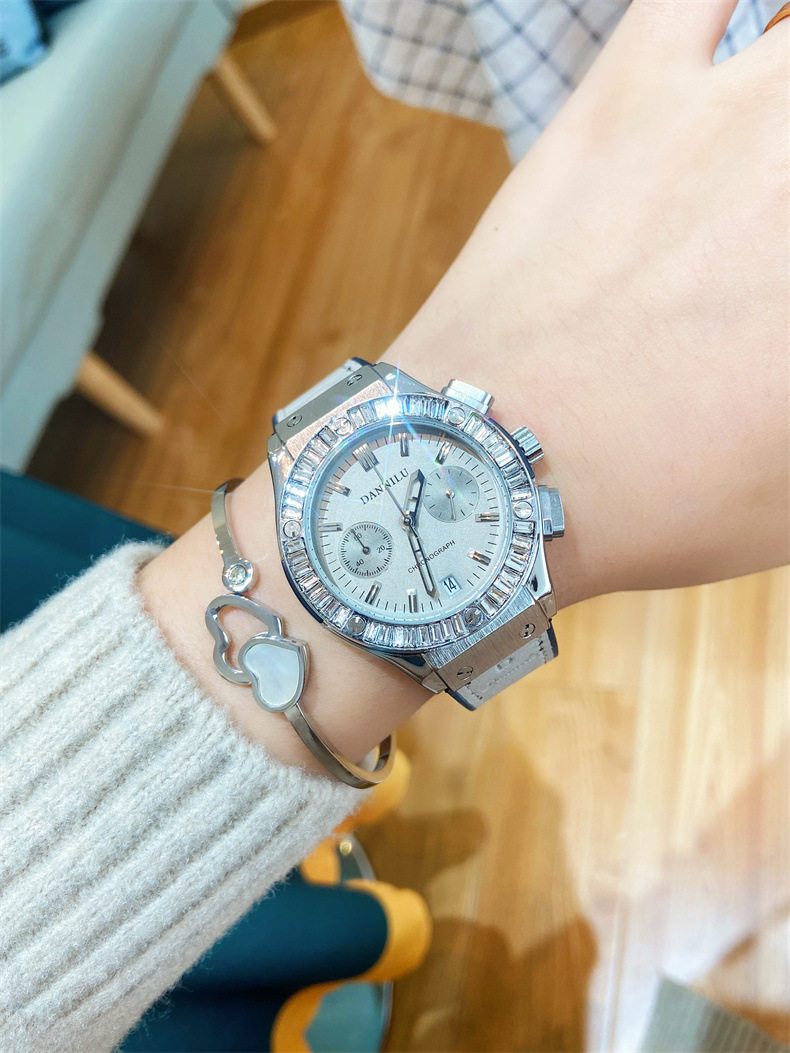 网红同款皇家橡树手表女轻奢小众正品高级感橡树非机械潮牌情侣表